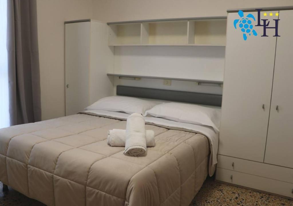 Hotel Lora Rda Luxury Bordighera Bagian luar foto