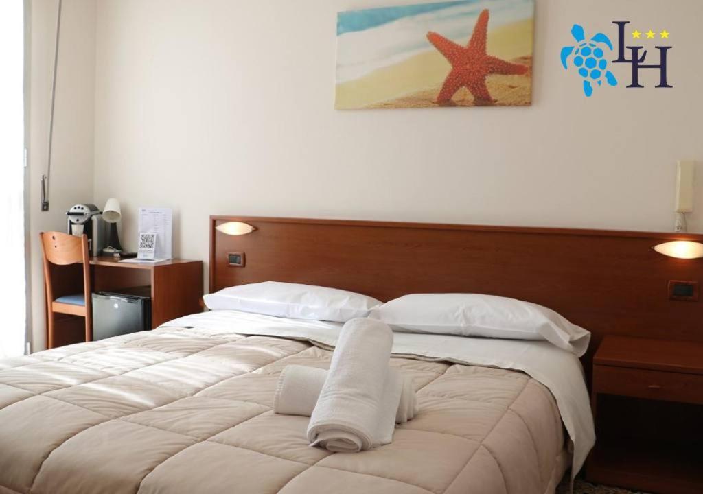 Hotel Lora Rda Luxury Bordighera Bagian luar foto