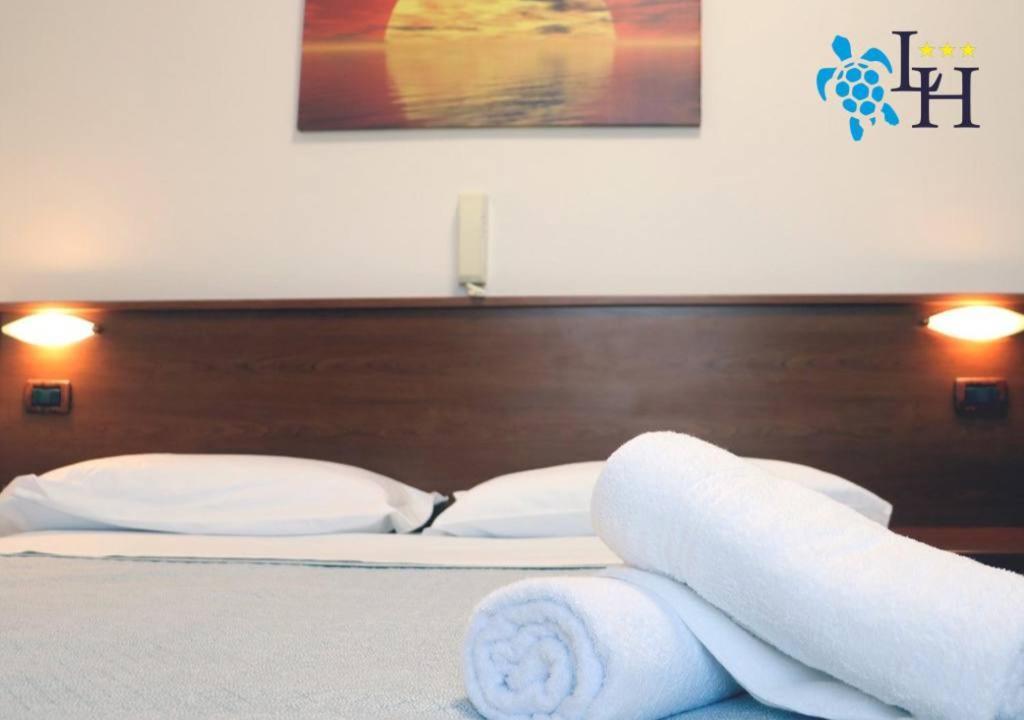 Hotel Lora Rda Luxury Bordighera Bagian luar foto