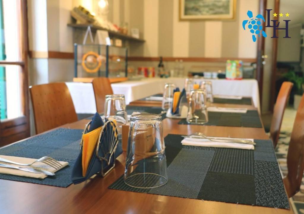 Hotel Lora Rda Luxury Bordighera Bagian luar foto
