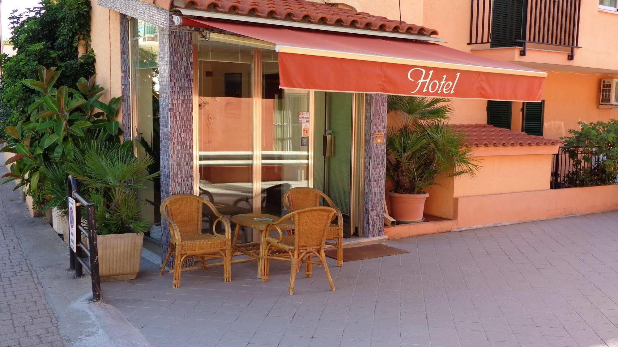 Hotel Lora Rda Luxury Bordighera Bagian luar foto